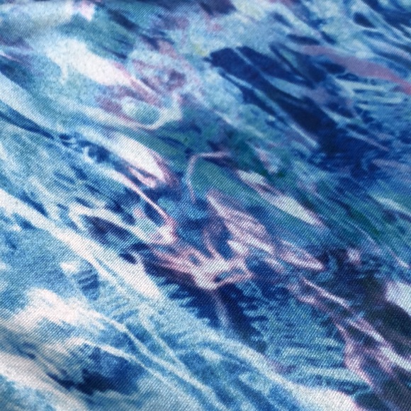 LIKE NEW! Ivivva Keep Ur Cool Racerback Tank *Reversible - Picture 10 of 13